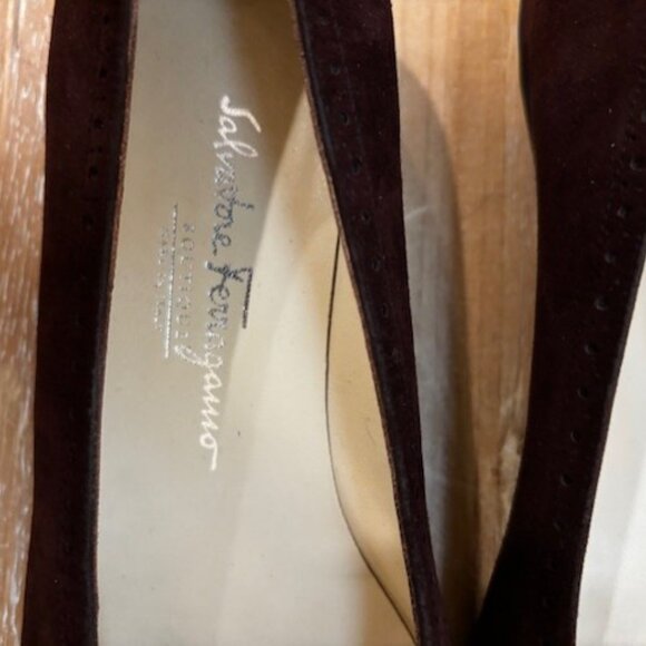 Salvatore Ferragamo Womens Burgundy Suede & Patent Leather Wingtip Flat- 8B - Picture 6 of 6